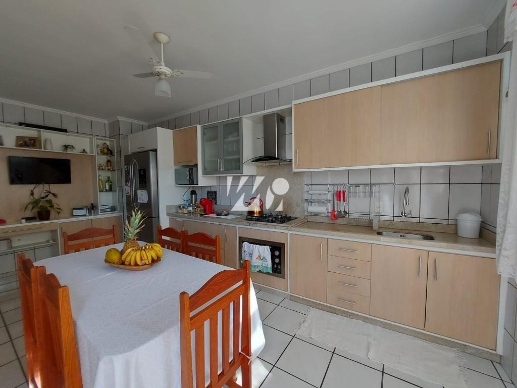 Casa em Jardim Eldorado, Palhoça. 3 quartos, 140m². Imagem 3 de 14